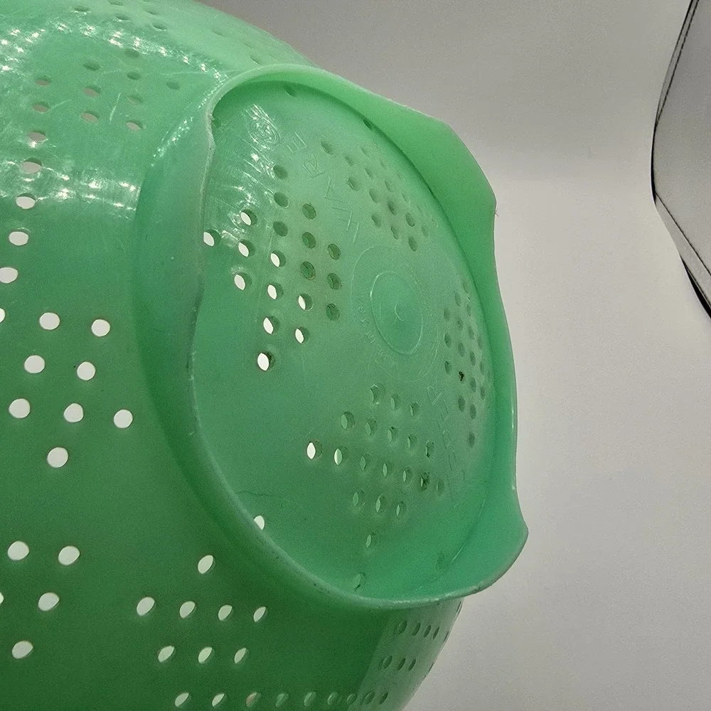 Vintage Tupperware Jadeite Green‎ Colander Strainer #339